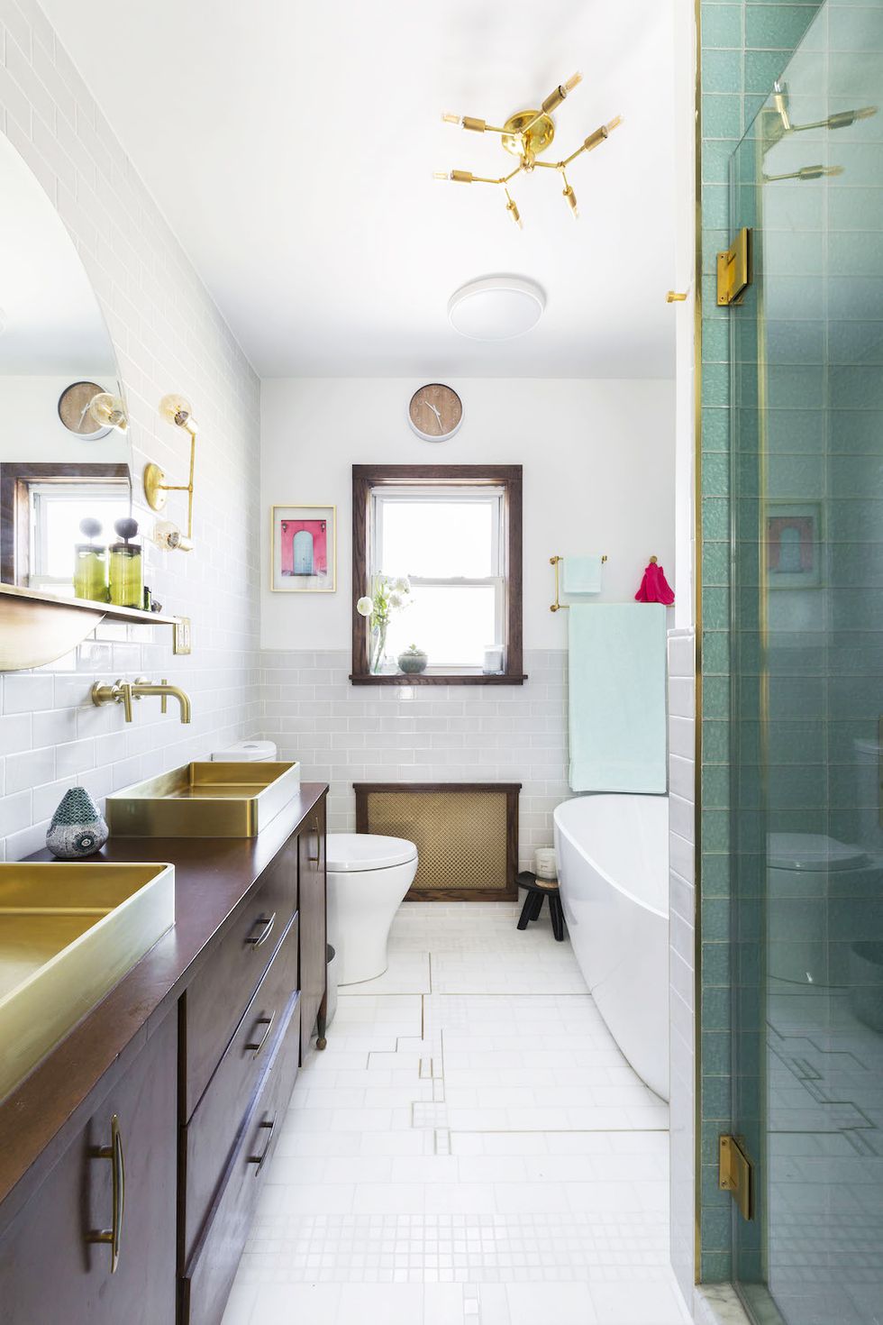 An Outdated 1920s Bathroom Just Got a Major Facelift - Op Copy